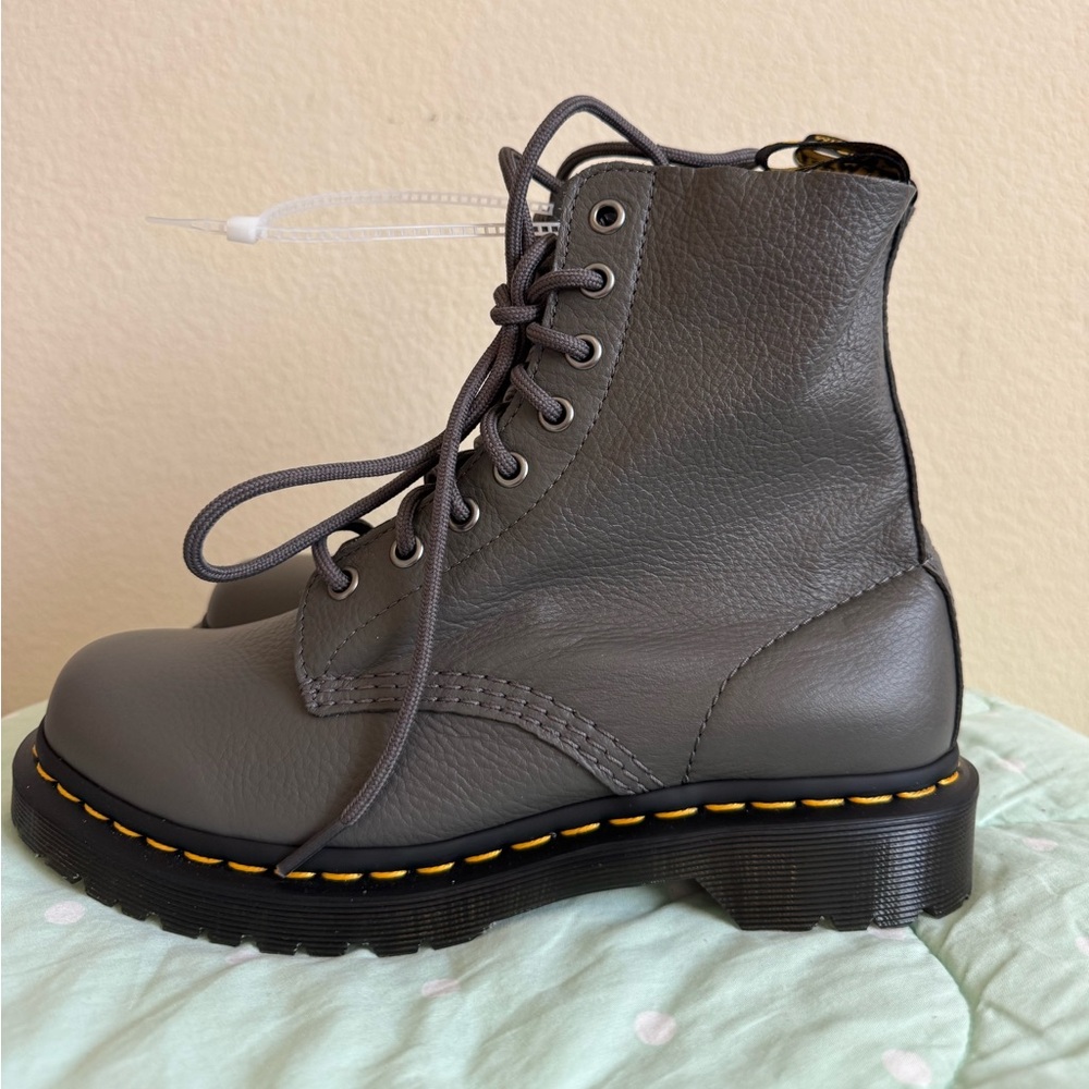 NEW Dr. Martens 1460 Pascal Gray Leather Boots Womens size 8